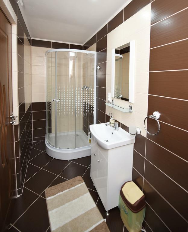 Casa Alexia Otel Haţeg Dış mekan fotoğraf