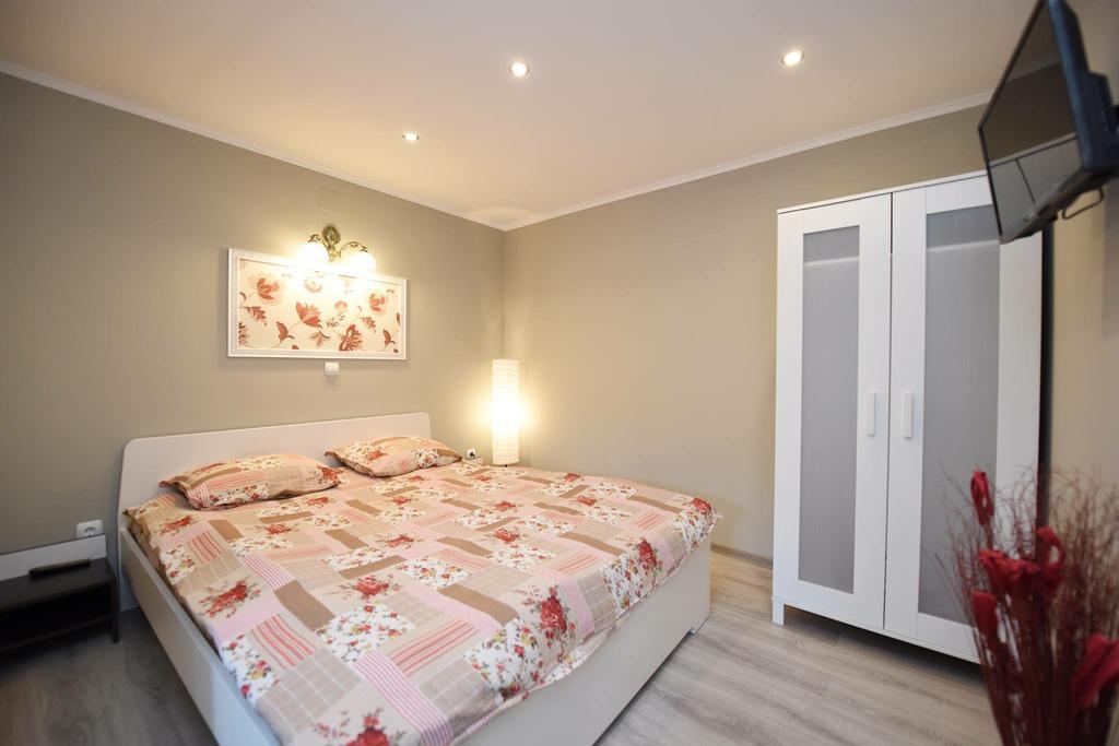 Casa Alexia Otel Haţeg Dış mekan fotoğraf